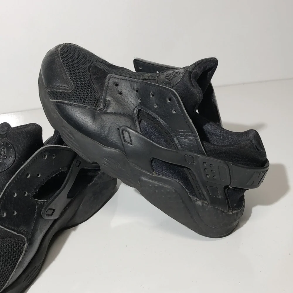 Nike Air Huarache kids size 1
